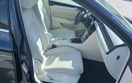 Volkswagen Passat B8 рестайлинг, 2019 год, 1 750 000 рублей, 8 фотография