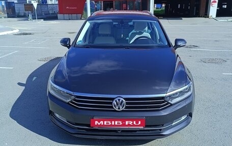 Volkswagen Passat B8 рестайлинг, 2019 год, 1 750 000 рублей, 3 фотография