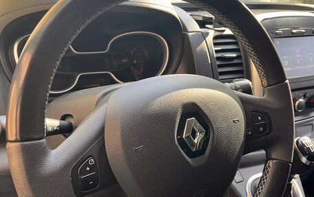 Renault Trafic, 2019 год, 3 700 000 рублей, 14 фотография