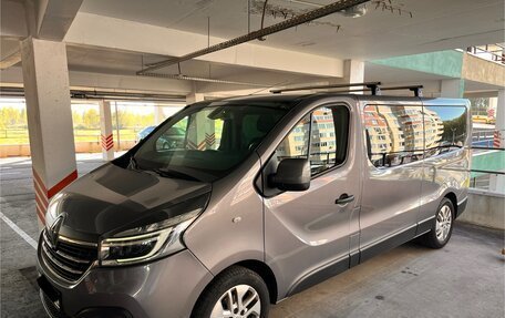Renault Trafic, 2019 год, 3 700 000 рублей, 26 фотография