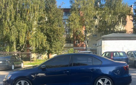 Volkswagen Jetta VI, 2016 год, 1 300 000 рублей, 2 фотография