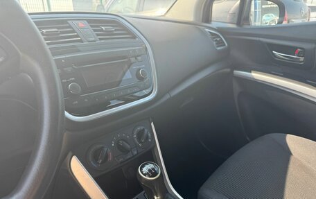 Suzuki SX4 II рестайлинг, 2018 год, 1 390 000 рублей, 8 фотография