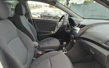 Hyundai Solaris II рестайлинг, 2011 год, 699 000 рублей, 12 фотография