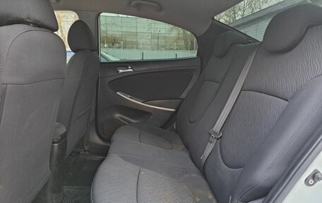 Hyundai Solaris II рестайлинг, 2011 год, 699 000 рублей, 14 фотография