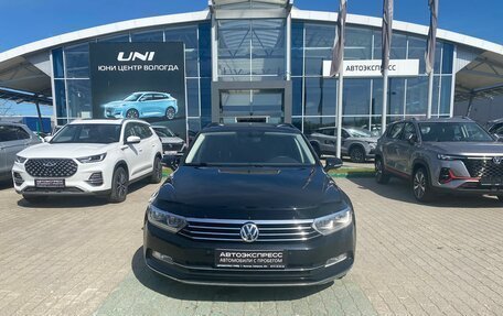 Volkswagen Passat B8 рестайлинг, 2017 год, 1 830 000 рублей, 8 фотография