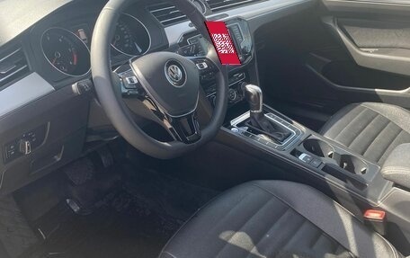 Volkswagen Passat B8 рестайлинг, 2017 год, 1 830 000 рублей, 9 фотография