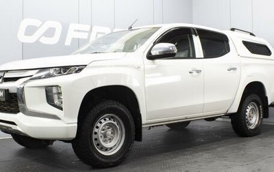 Mitsubishi L200 IV рестайлинг, 2021 год, 2 625 000 рублей, 1 фотография