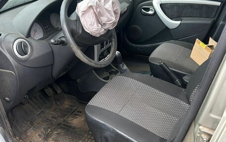 Renault Sandero I, 2012 год, 195 000 рублей, 5 фотография