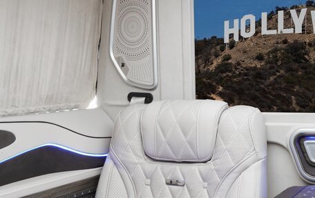 Mercedes-Benz V-Класс, 2025 год, 38 600 000 рублей, 4 фотография