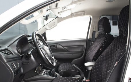 Mitsubishi L200 IV рестайлинг, 2021 год, 2 625 000 рублей, 9 фотография