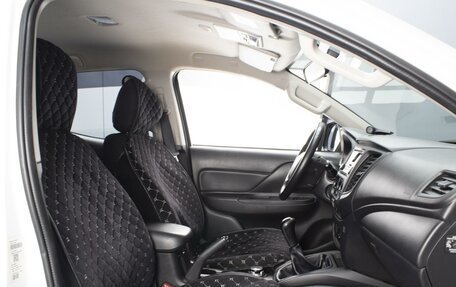 Mitsubishi L200 IV рестайлинг, 2021 год, 2 625 000 рублей, 8 фотография