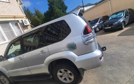 Toyota Land Cruiser Prado 120 рестайлинг, 2006 год, 1 400 000 рублей, 8 фотография