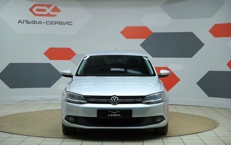 Volkswagen Jetta VI, 2013 год, 1 170 000 рублей, 2 фотография
