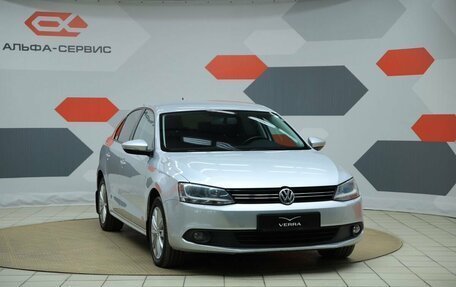 Volkswagen Jetta VI, 2013 год, 1 170 000 рублей, 3 фотография