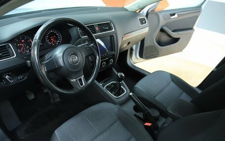 Volkswagen Jetta VI, 2013 год, 1 170 000 рублей, 10 фотография