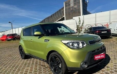 KIA Soul II рестайлинг, 2015 год, 1 100 000 рублей, 2 фотография