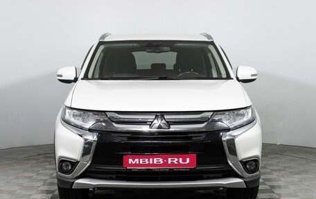 Mitsubishi Outlander III рестайлинг 3, 2017 год, 1 949 700 рублей, 2 фотография