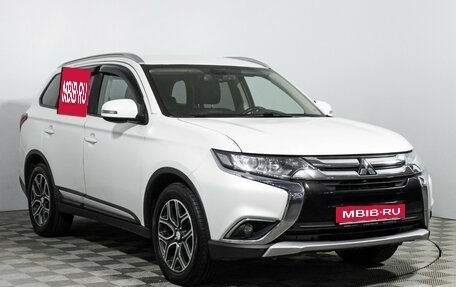 Mitsubishi Outlander III рестайлинг 3, 2017 год, 1 949 700 рублей, 3 фотография