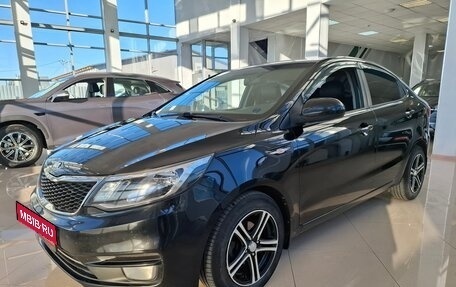 KIA Rio III рестайлинг, 2016 год, 929 000 рублей, 1 фотография