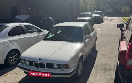 BMW 5 серия, 1990 год, 680 000 рублей, 3 фотография