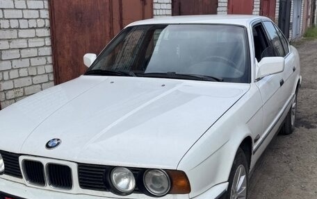 BMW 5 серия, 1990 год, 680 000 рублей, 12 фотография