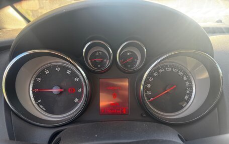 Opel Astra J, 2014 год, 950 000 рублей, 5 фотография