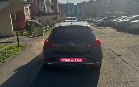 Opel Astra J, 2014 год, 950 000 рублей, 2 фотография