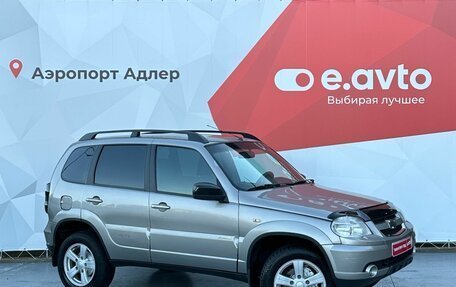 Chevrolet Niva I рестайлинг, 2014 год, 690 000 рублей, 3 фотография