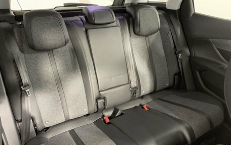 Peugeot 3008 II, 2018 год, 2 329 000 рублей, 15 фотография