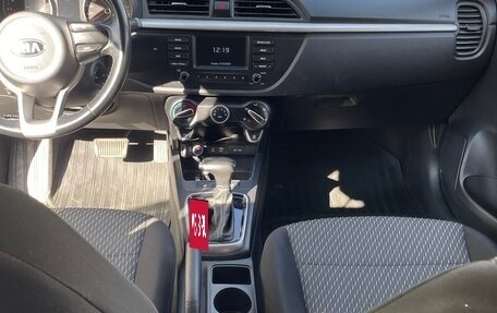 KIA Rio IV, 2018 год, 1 400 000 рублей, 19 фотография