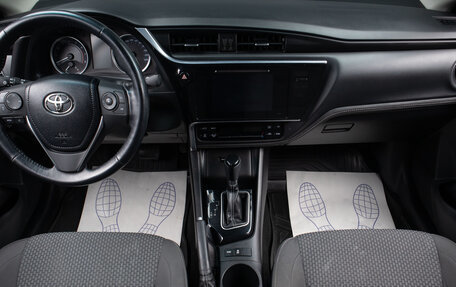 Toyota Corolla, 2017 год, 1 719 000 рублей, 8 фотография