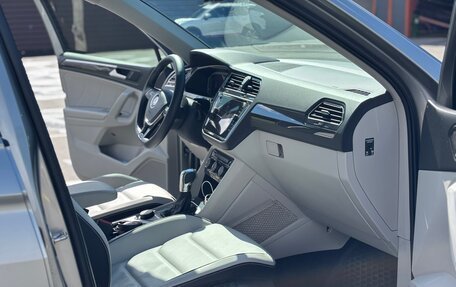 Volkswagen Tiguan II, 2019 год, 3 450 000 рублей, 10 фотография