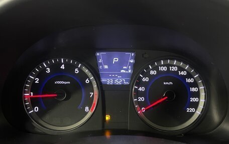 Hyundai Solaris II рестайлинг, 2012 год, 637 000 рублей, 15 фотография
