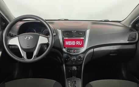 Hyundai Solaris II рестайлинг, 2012 год, 637 000 рублей, 13 фотография