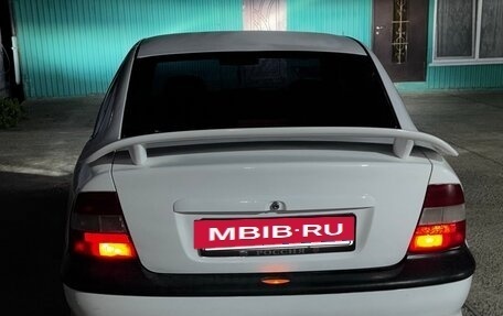 Opel Vectra B рестайлинг, 1998 год, 290 000 рублей, 6 фотография