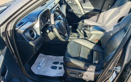 Toyota RAV4, 2013 год, 1 800 000 рублей, 10 фотография