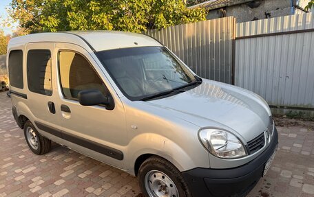 Renault Kangoo II рестайлинг, 2008 год, 444 000 рублей, 3 фотография