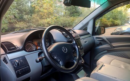 Mercedes-Benz Viano, 2010 год, 2 100 000 рублей, 9 фотография