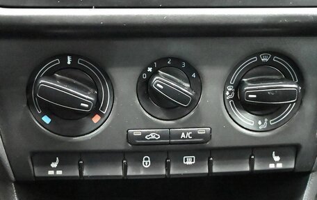 Skoda Rapid I, 2014 год, 950 000 рублей, 16 фотография