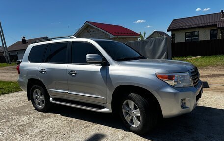 Toyota Land Cruiser 200, 2012 год, 3 250 000 рублей, 2 фотография
