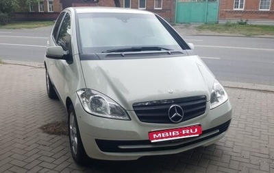 Mercedes-Benz A-Класс, 2011 год, 750 000 рублей, 1 фотография