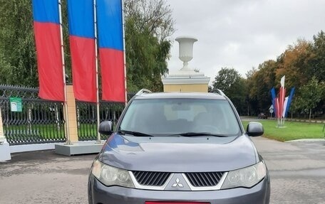 Mitsubishi Outlander III рестайлинг 3, 2008 год, 1 000 000 рублей, 1 фотография