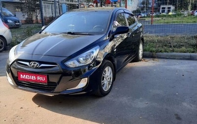 Hyundai Solaris II рестайлинг, 2013 год, 710 000 рублей, 1 фотография
