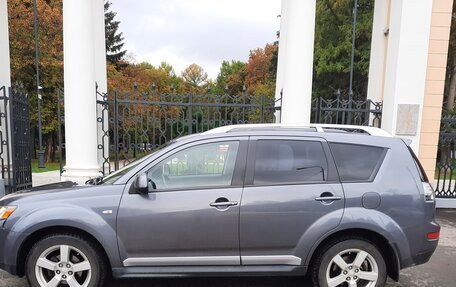 Mitsubishi Outlander III рестайлинг 3, 2008 год, 1 000 000 рублей, 2 фотография