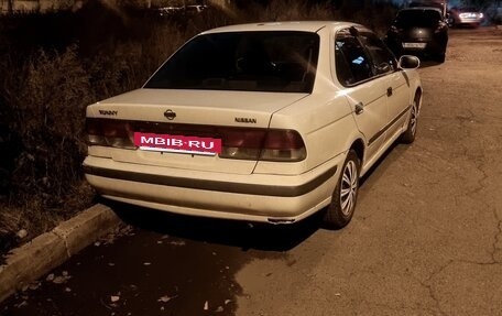 Nissan Sunny B15, 2000 год, 250 000 рублей, 3 фотография