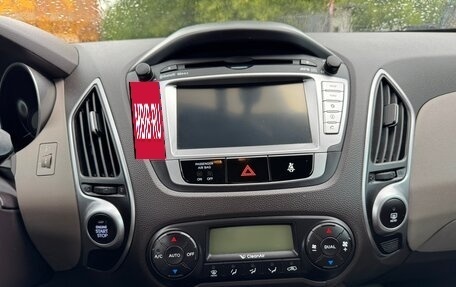 Hyundai ix35 I рестайлинг, 2011 год, 1 370 000 рублей, 11 фотография