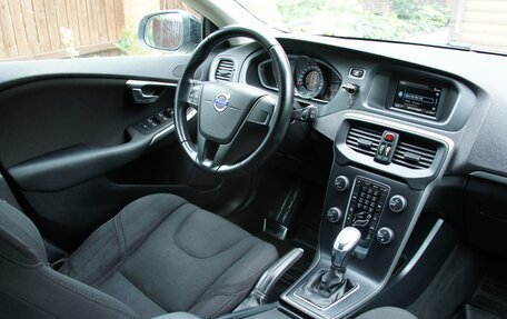 Volvo V40 II рестайлинг, 2013 год, 1 100 000 рублей, 13 фотография