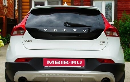 Volvo V40 II рестайлинг, 2013 год, 1 100 000 рублей, 7 фотография