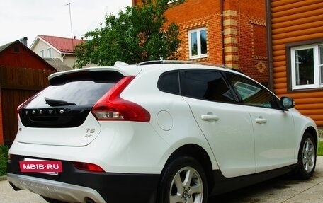 Volvo V40 II рестайлинг, 2013 год, 1 100 000 рублей, 8 фотография