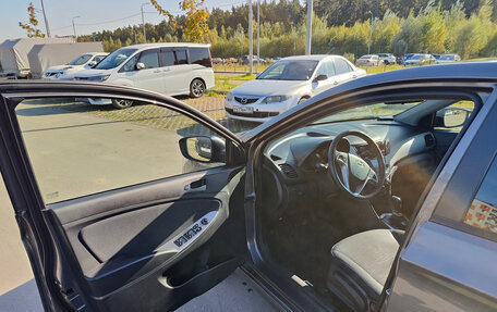 Hyundai Solaris II рестайлинг, 2014 год, 1 100 000 рублей, 7 фотография